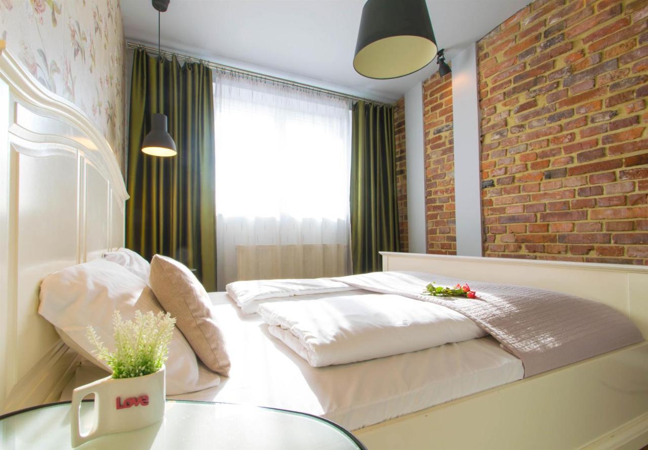 Krupnicza Modern Old Town Apartments - By Upstairs Kraków Eksteriør billede